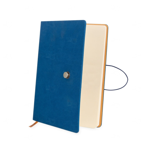 Moleskine com Fecho de Pino Personalizado - 21 x 14,8 cm