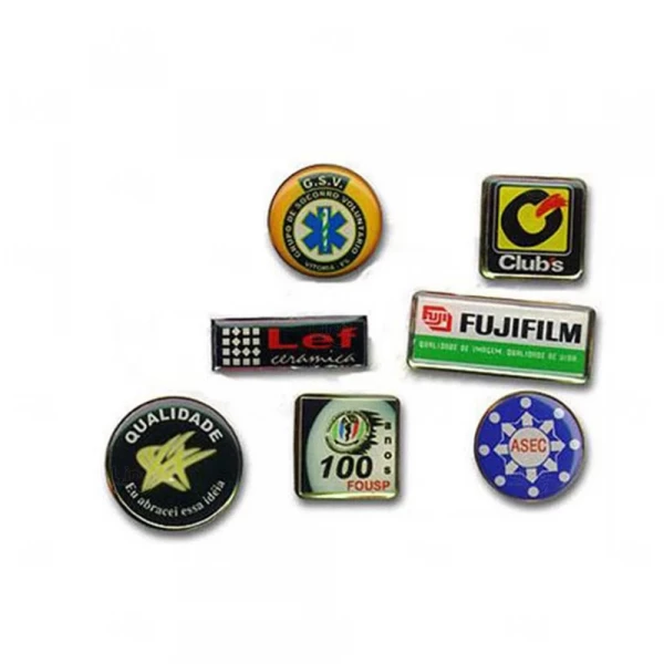 Pin Metálico Resinado Redondo ou Retangular Personalizado 