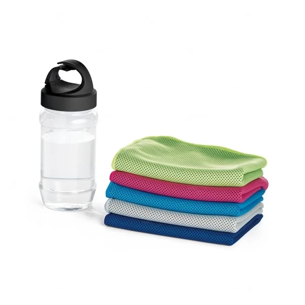 Kit Esportivo Toalha Refrescante e Garrafa Personalizado 